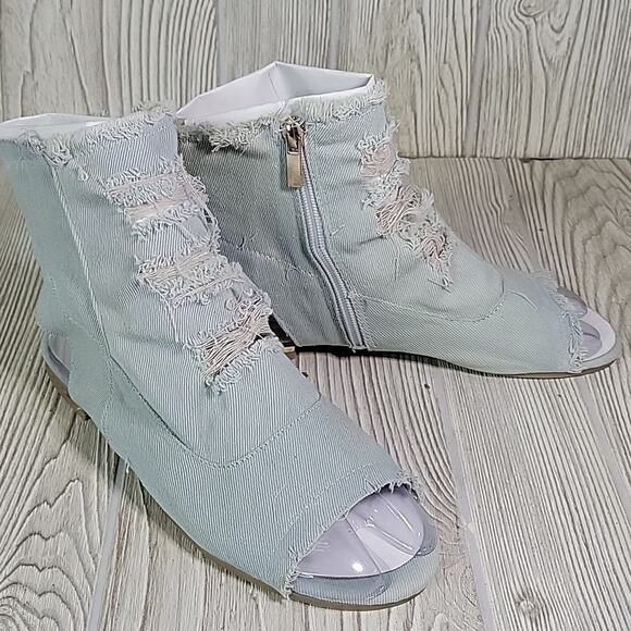 Bamboo Cure Light Wash Denim Ankle Peep Toe Booties Womens Size 7 NEW - Picture 2 of 13